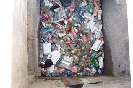 برخی از ما جوی آب را محلی برای انباشت زباله تصور می کنیم!