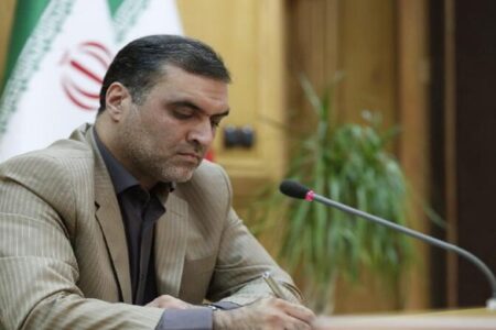 ادعا‌ها درباره امضای حکم شهردار تهران از سوی وزیر سابق کشور صحت ندارد