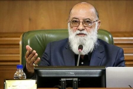 چمران: برخورد با ساخت‌وساز غیرمجاز در مناطق ۱۸ و ۱۹ با جدیت دنبال شود