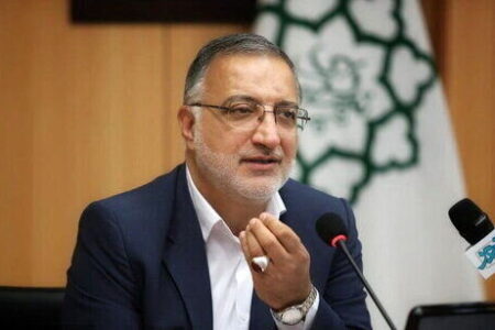 شهردار تهران:دست به دست هم دهیم تا هیچکس در شب های سرد زمستانی بدون سرپناه نماند