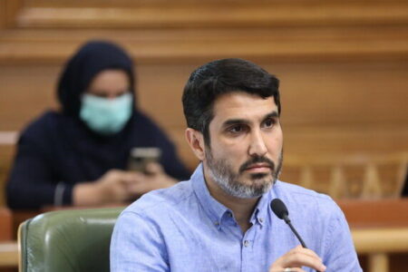 شهرداری از لجبازی و پرداختن به امور غیر قانونی پرهیز کند
