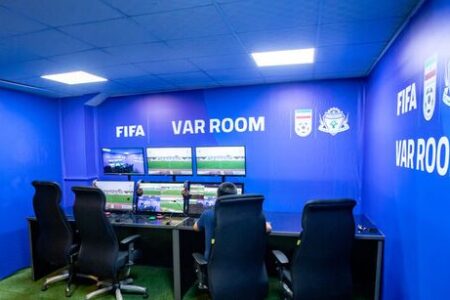 فدراسیون فوتبال به باشگاه‌ها: اگر VAR می‌خواهید ۳ دوربین HD خریداری کنید